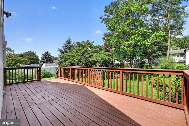 345 RIDGE AVE, Blackwood, NJ 08012