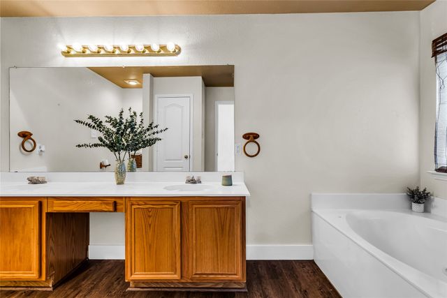 432 Maplegrove Drive, Cedar Hill, TX 75104