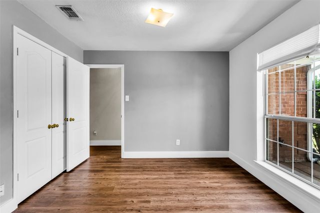 432 Maplegrove Drive, Cedar Hill, TX 75104