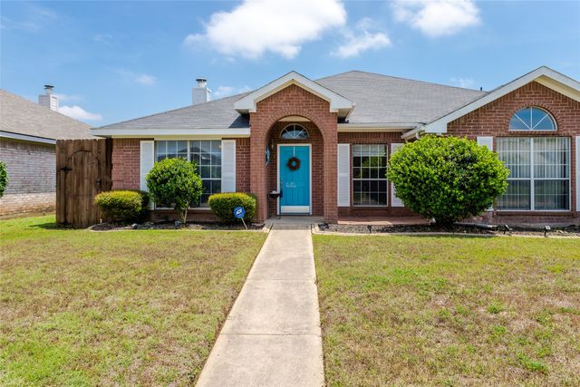 432 Maplegrove Drive, Cedar Hill, TX 75104