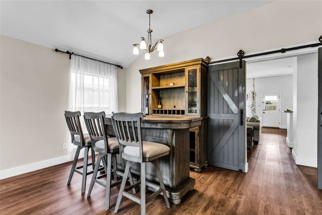 432 Maplegrove Drive, Cedar Hill, TX 75104