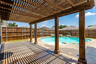 432 Maplegrove Drive, Cedar Hill, TX 75104