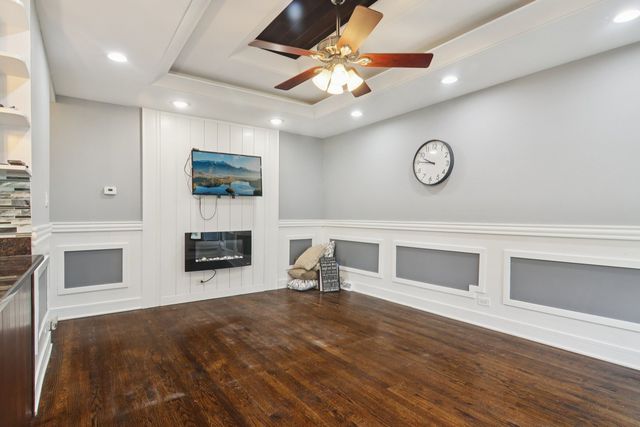 14901 Western Avenue, Harvey, IL 60426