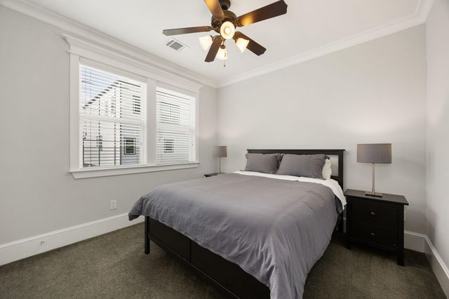444 W 26th Street, Houston, TX 77008