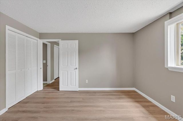 719 La Bonne Parkway, Manchester, MO 63021