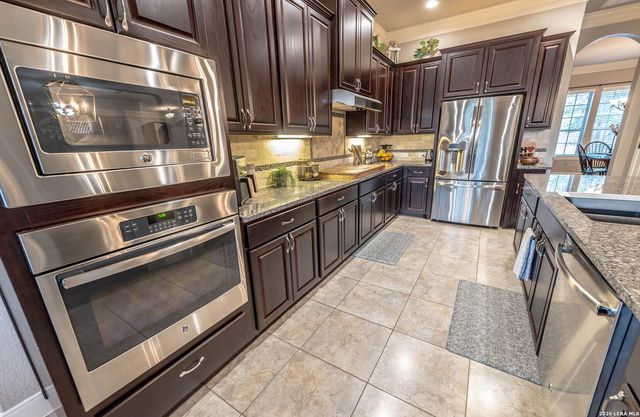 1906 Capella Creek, San Antonio, TX 78260