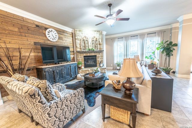 1906 Capella Creek, San Antonio, TX 78260