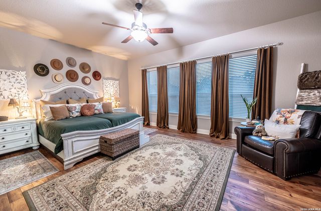 1906 Capella Creek, San Antonio, TX 78260