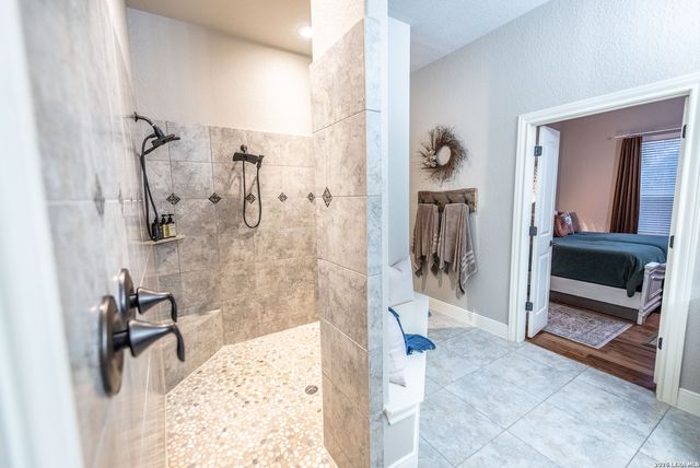 1906 Capella Creek, San Antonio, TX 78260