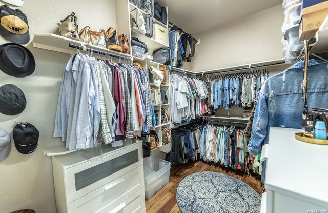 1906 Capella Creek, San Antonio, TX 78260