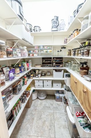 1906 Capella Creek, San Antonio, TX 78260