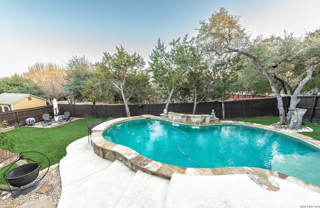 1906 Capella Creek, San Antonio, TX 78260