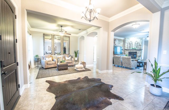 1906 Capella Creek, San Antonio, TX 78260