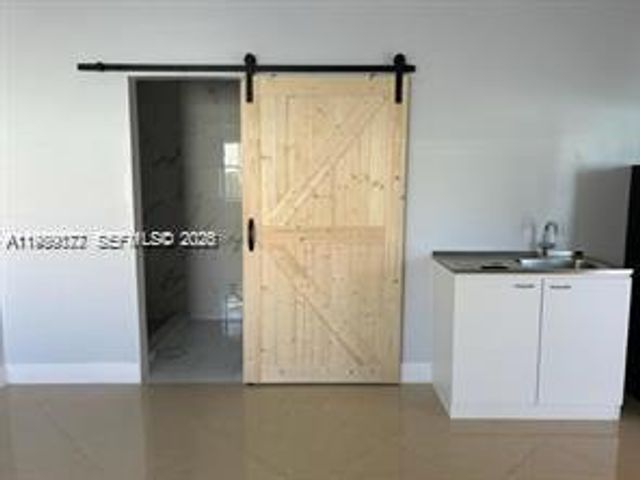 16870 SW 142nd Pl 1, Miami, FL 33177