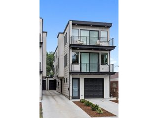 2147 S Bellaire St, Denver, CO 80222