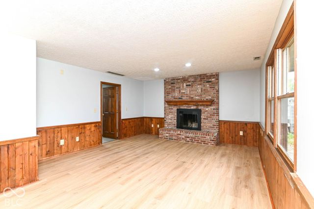 8129 Burn Court, Indianapolis, IN 46217