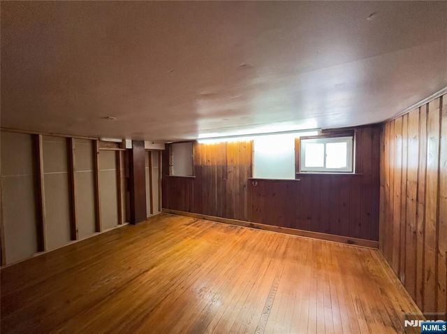 106 Hendel Avenue, North Arlington, NJ 07031