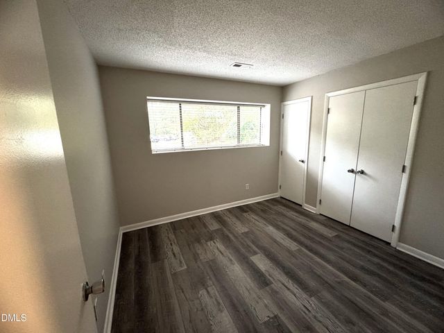533 Pine Ridge Place, Raleigh, NC 27609