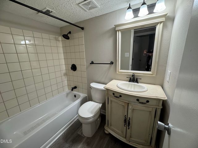 533 Pine Ridge Place, Raleigh, NC 27609