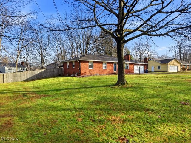 294 Milton Drive, Tallmadge, OH 44278