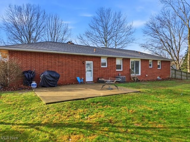 294 Milton Drive, Tallmadge, OH 44278