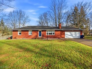 294 Milton Drive, Tallmadge, OH 44278
