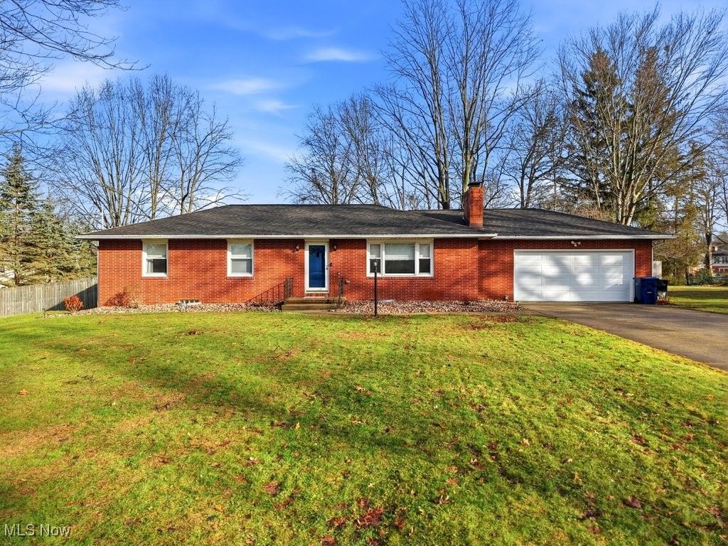 294 Milton Drive, Tallmadge, OH 44278