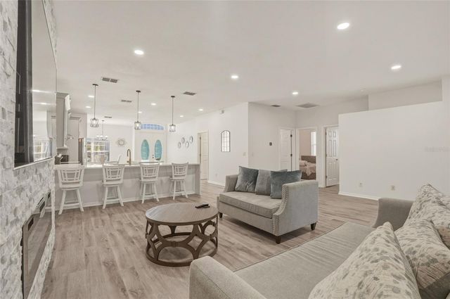 9766 65TH WAY N, Pinellas Park, FL 33782