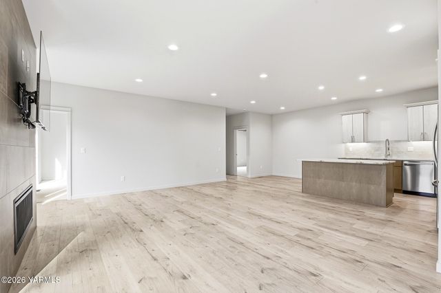 4411 Tayhill Way, Yakima, WA 98908