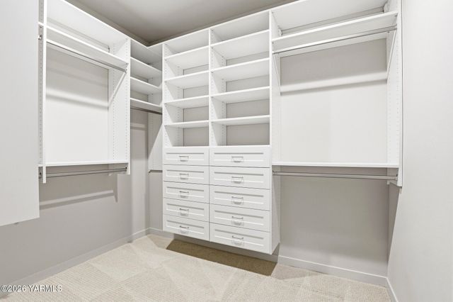 4411 Tayhill Way, Yakima, WA 98908