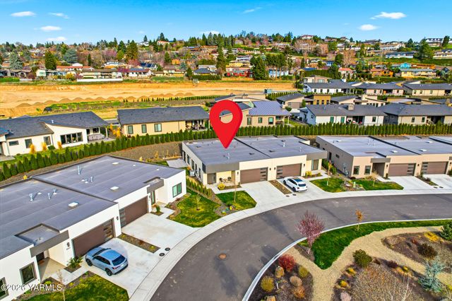 4411 Tayhill Way, Yakima, WA 98908