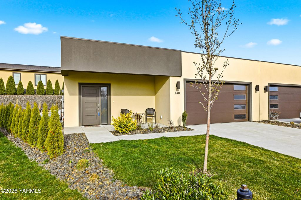 4411 Tayhill Way, Yakima, WA 98908