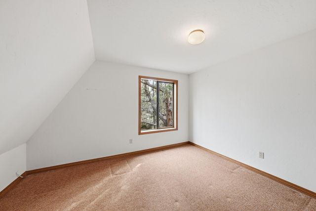 63940 E Quail Haven Drive, Bend, OR 97703