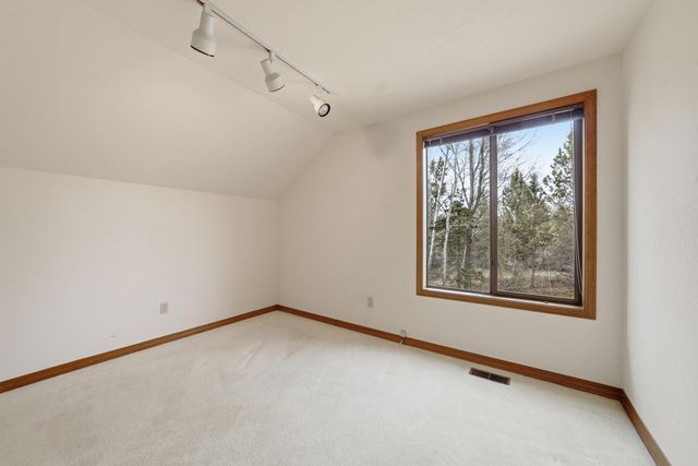 63940 E Quail Haven Drive, Bend, OR 97703