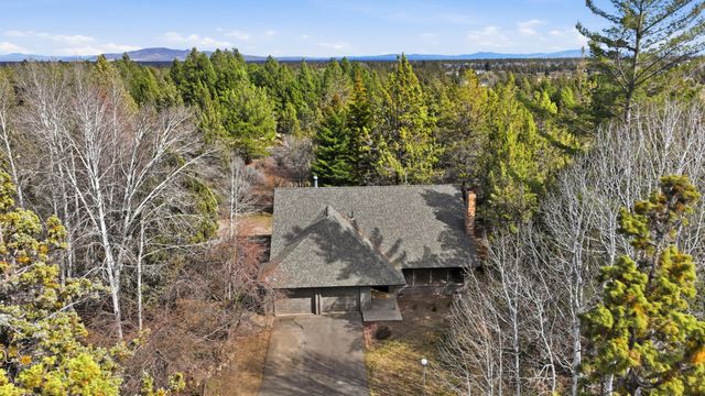 63940 E Quail Haven Drive, Bend, OR 97703