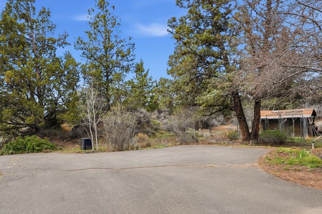 63940 E Quail Haven Drive, Bend, OR 97703