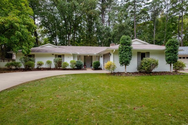 10 Stoney Brook Court, Little Rock, AR 72227