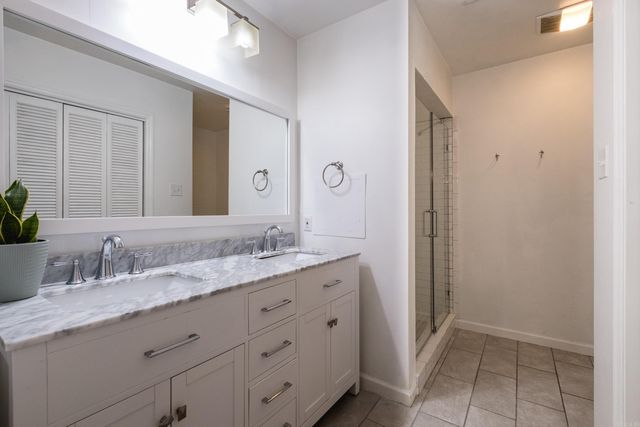 10 Stoney Brook Court, Little Rock, AR 72227