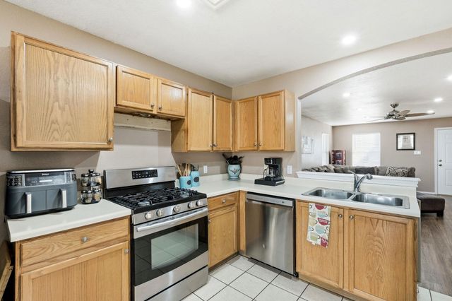 2105 Hawksbury WAY, Cedar Park, TX 78613