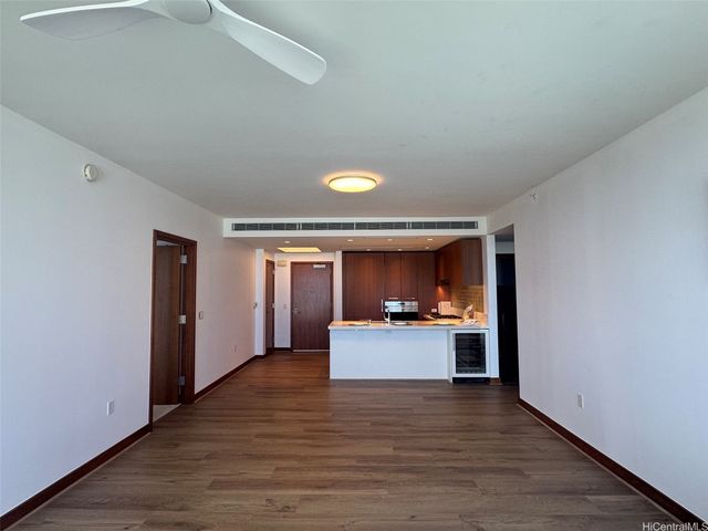 1555 Kapiolani Boulevard 1106, Honolulu, HI 96814