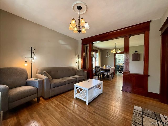30 Longnecker Street, Buffalo, NY 14206