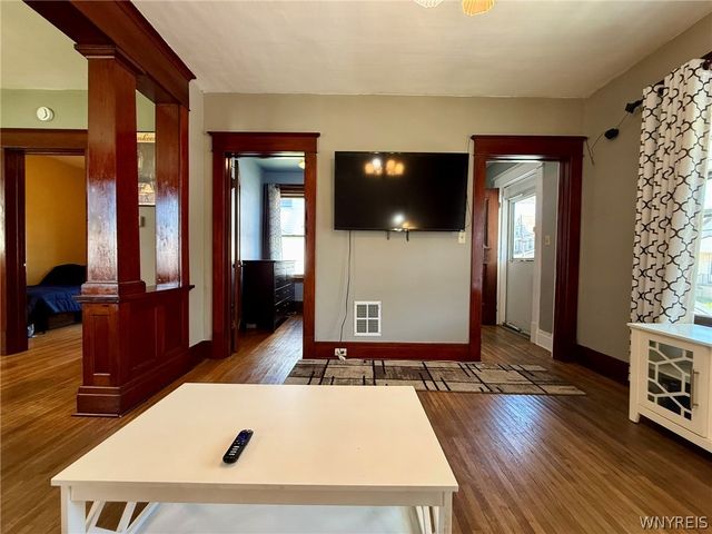 30 Longnecker Street, Buffalo, NY 14206