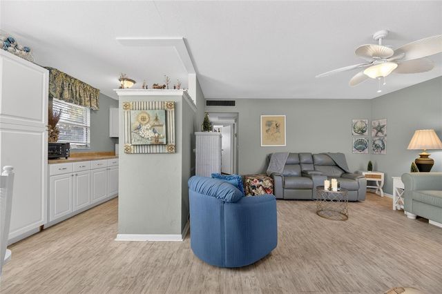 201 BEDFORD STREET 88, Sun City Center, FL 33573