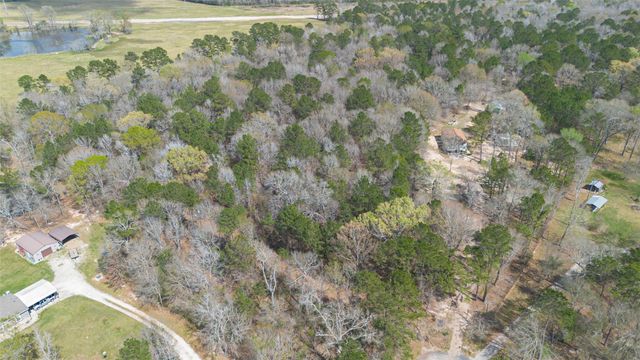 525 County Road 3016, Dayton, TX 77535