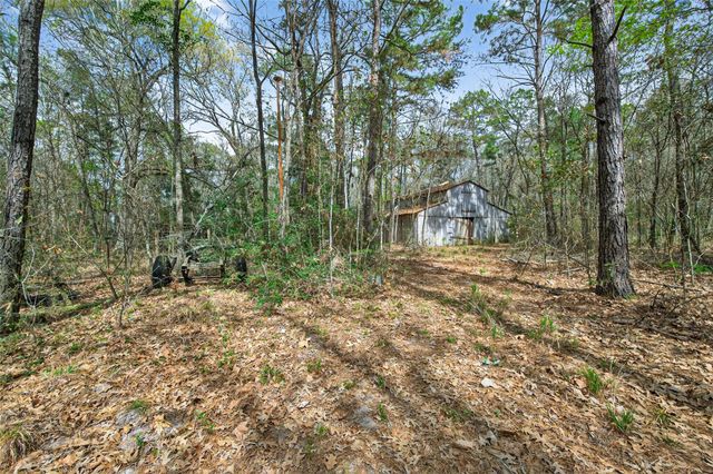 525 County Road 3016, Dayton, TX 77535