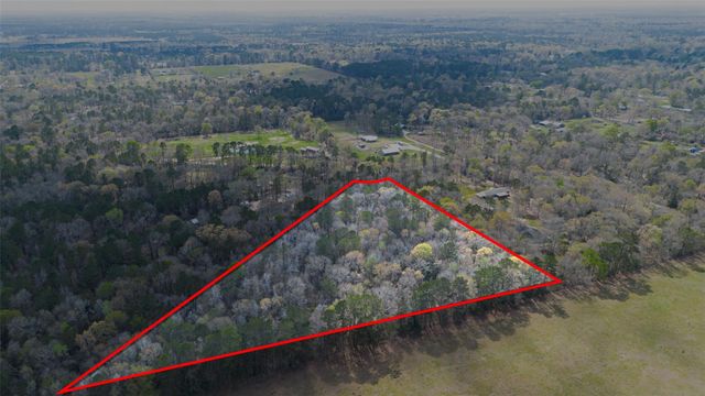 525 County Road 3016, Dayton, TX 77535