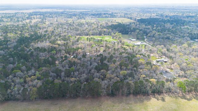 525 County Road 3016, Dayton, TX 77535