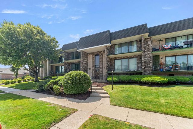 9122 S Pulaski Road 2E, Oak Lawn, IL 60453
