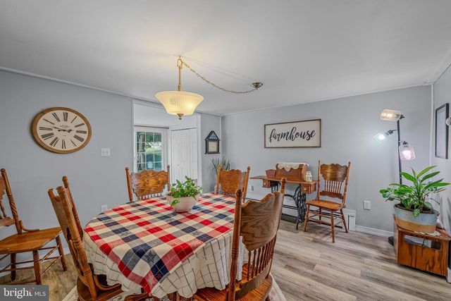 259 MARTINSBURG RD, Berkeley Springs, WV 25411