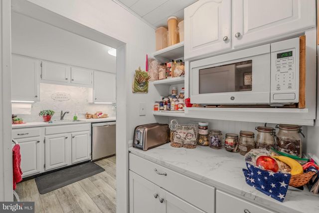 259 MARTINSBURG RD, Berkeley Springs, WV 25411
